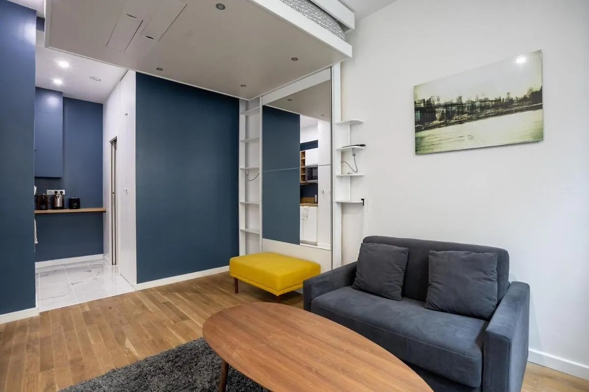 Apartment Cosy Studio 1 - Grenelle Eiffel Tower Paris France